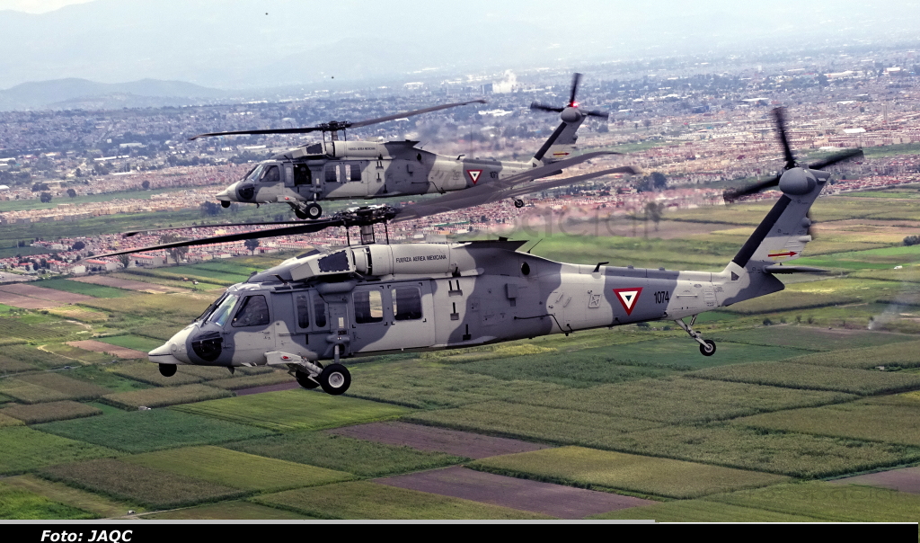 México negocia la compra de más helicópteros  Black Hawk